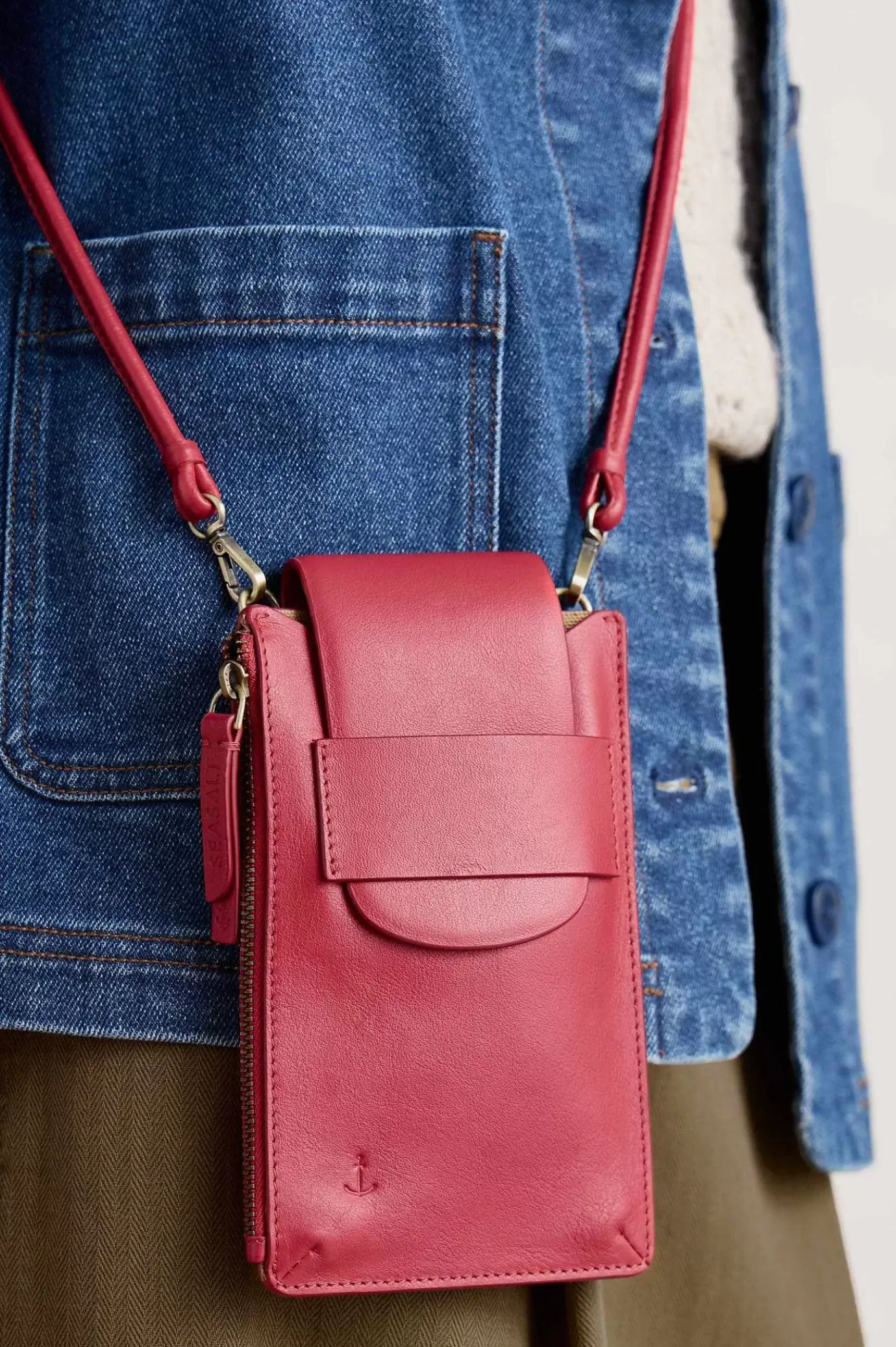 Seasalt Cornwall Kelsey Leather Phone Wallet<Women Bags