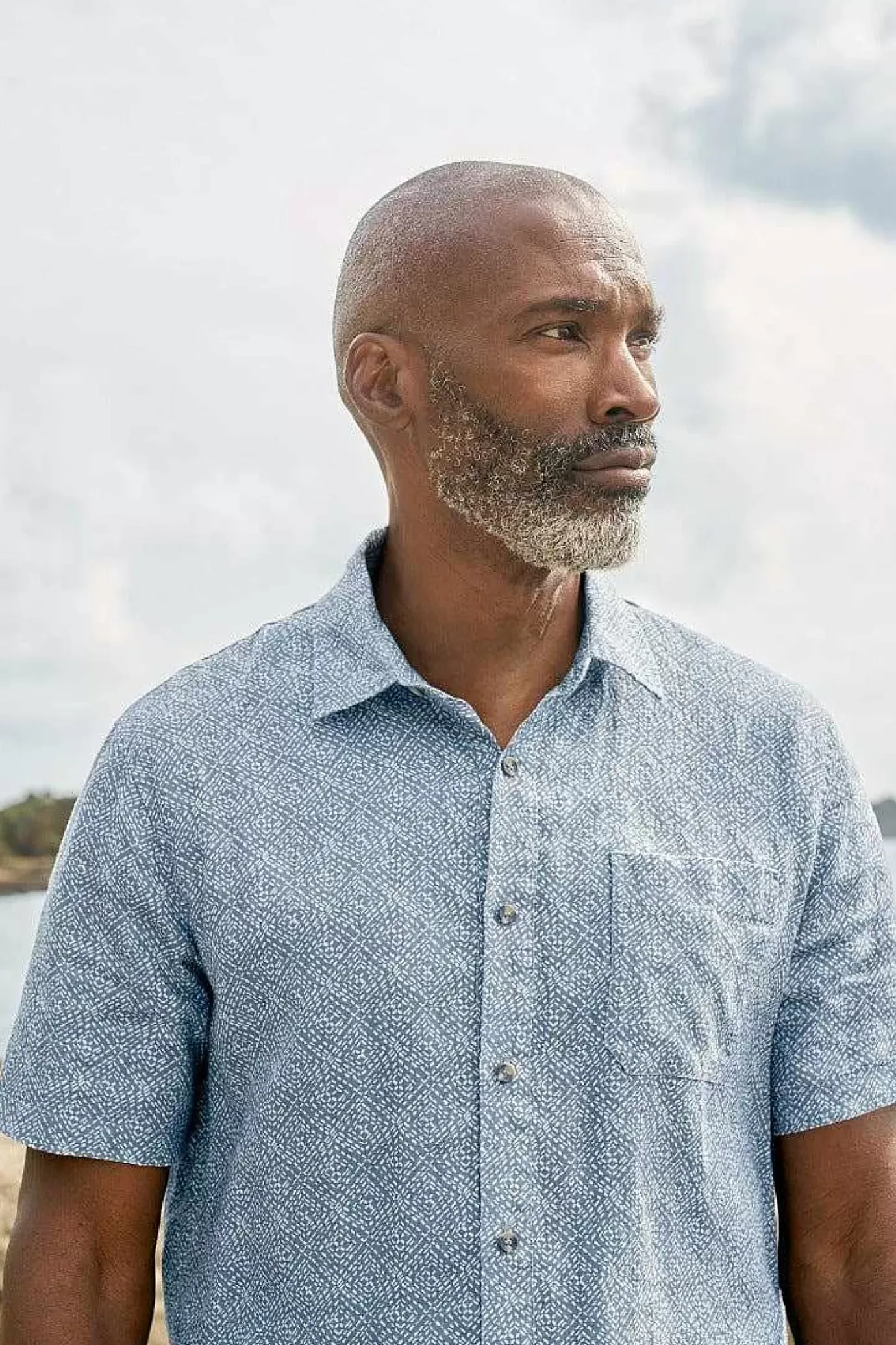 Seasalt Cornwall Men's Blue Heron Printed Short Sleeve Shirt<Men Tops & T-Shirts