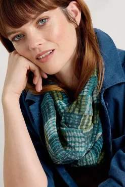 Seasalt Cornwall Pretty Circle Scarf<Women Scarves & Shawls